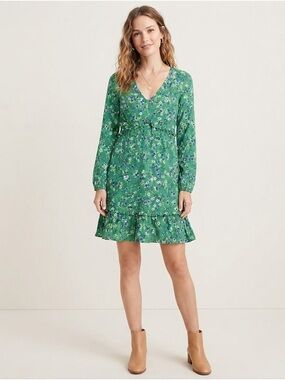LOFT Green Floral Long Sleeve Ruffle Hem Mini Dress Size 4 Rayon V-Neck